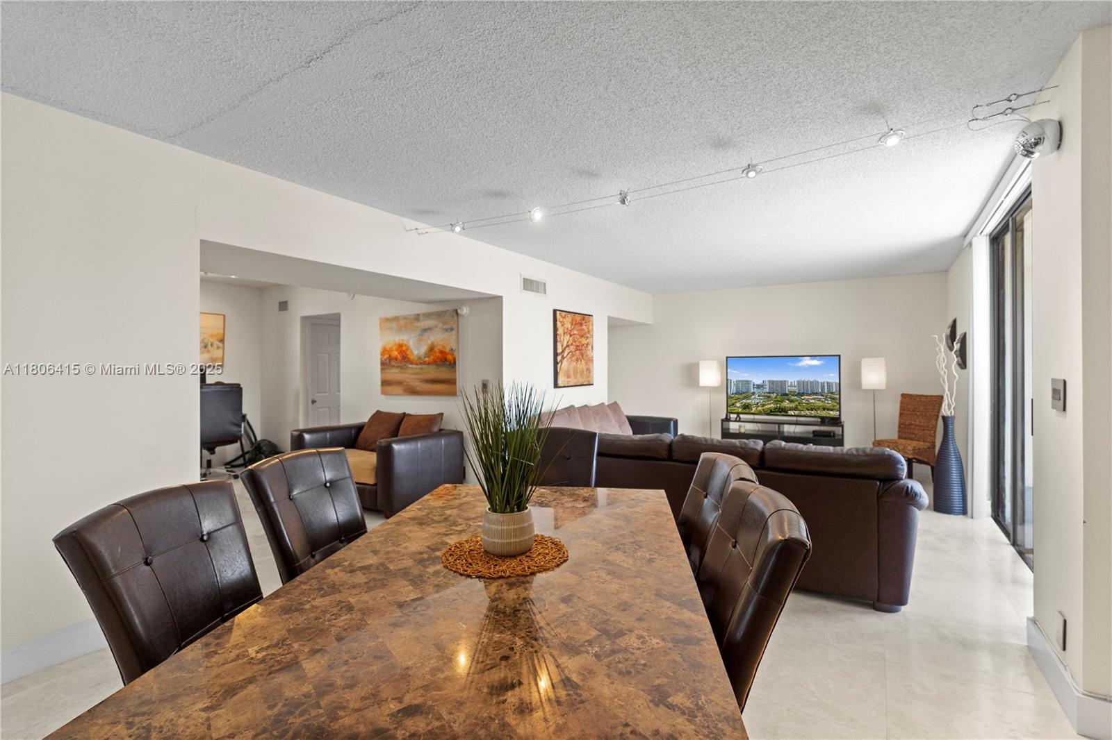 18181 NE 31st Ct Unit: PH07