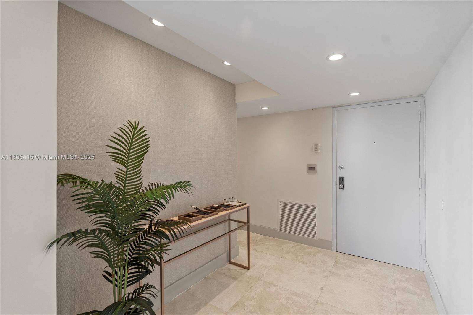 18181 NE 31st Ct Unit: PH07
