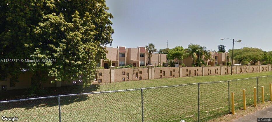 14214 NE 2nd Ct # 4B