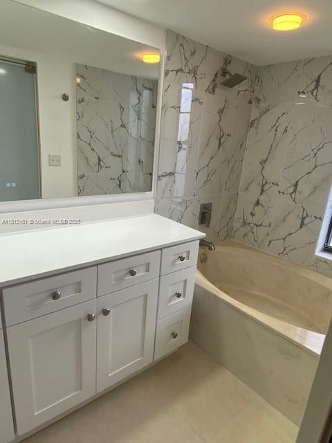 9235 SW 8th St # 502