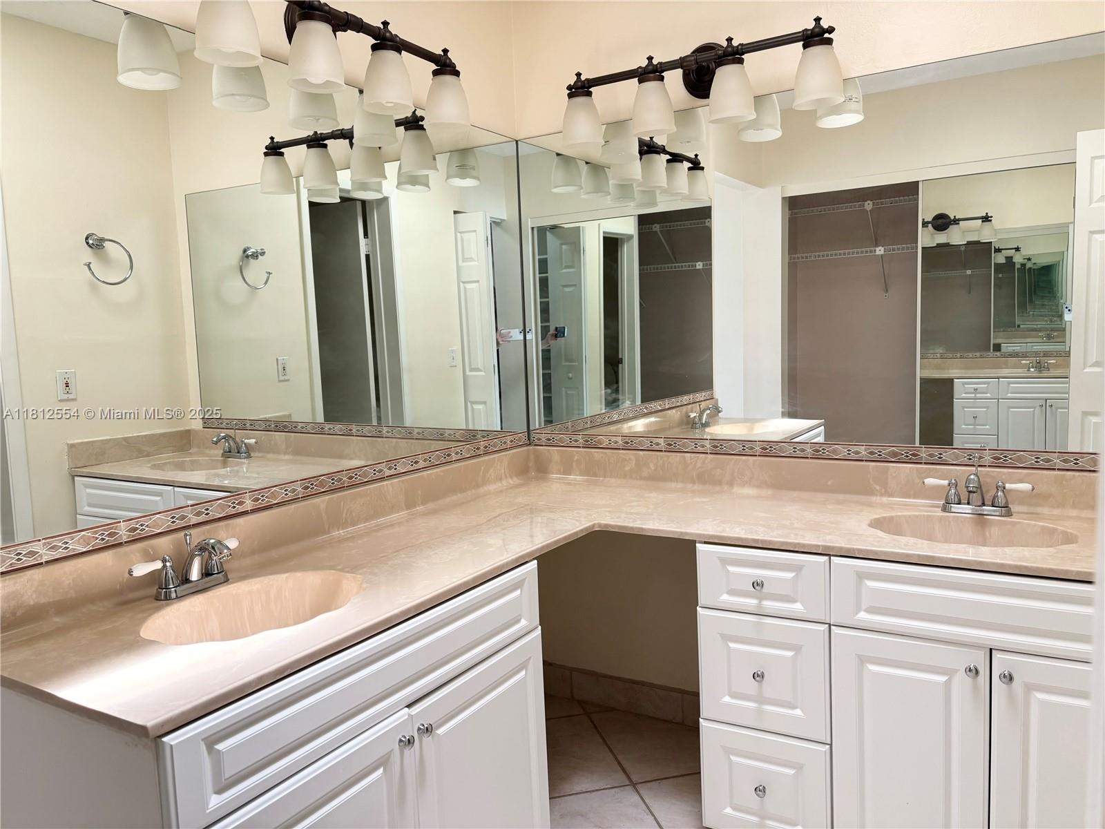 3564 Magellan Cir # 1 Unit: 213-1