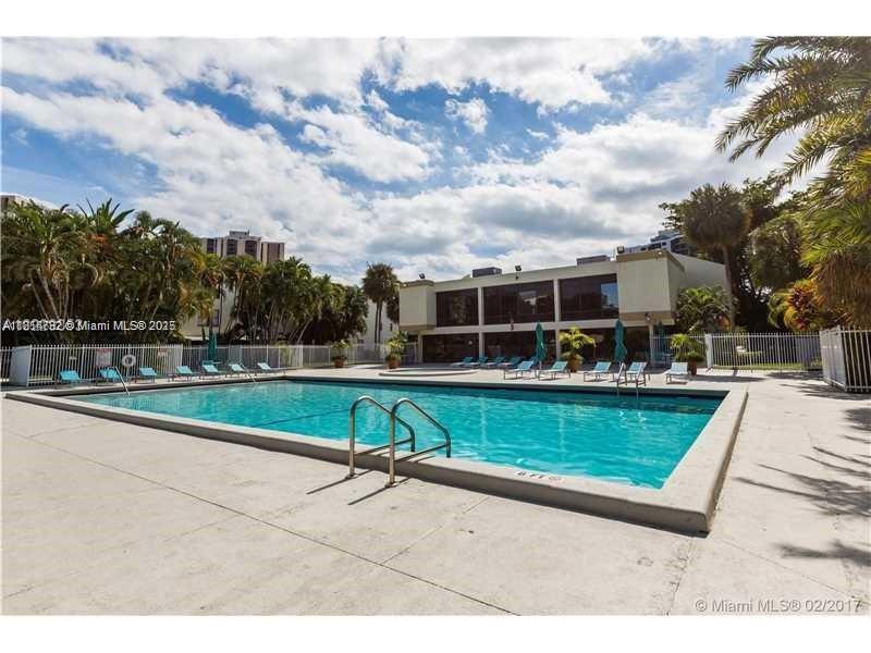 20300 W Country Club Dr # 3 Unit: 101-3