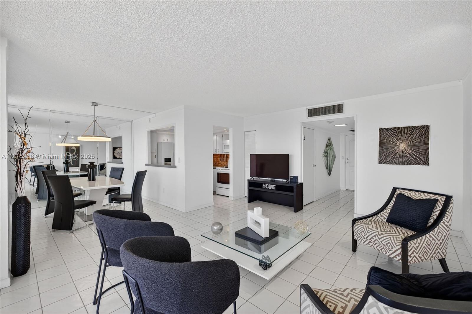 3675 N Country Club Dr # 401
