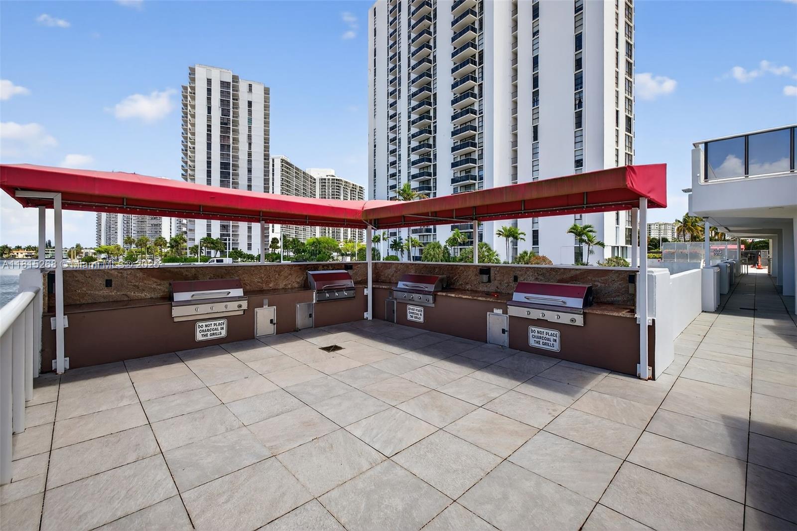 3675 N Country Club Dr # 401