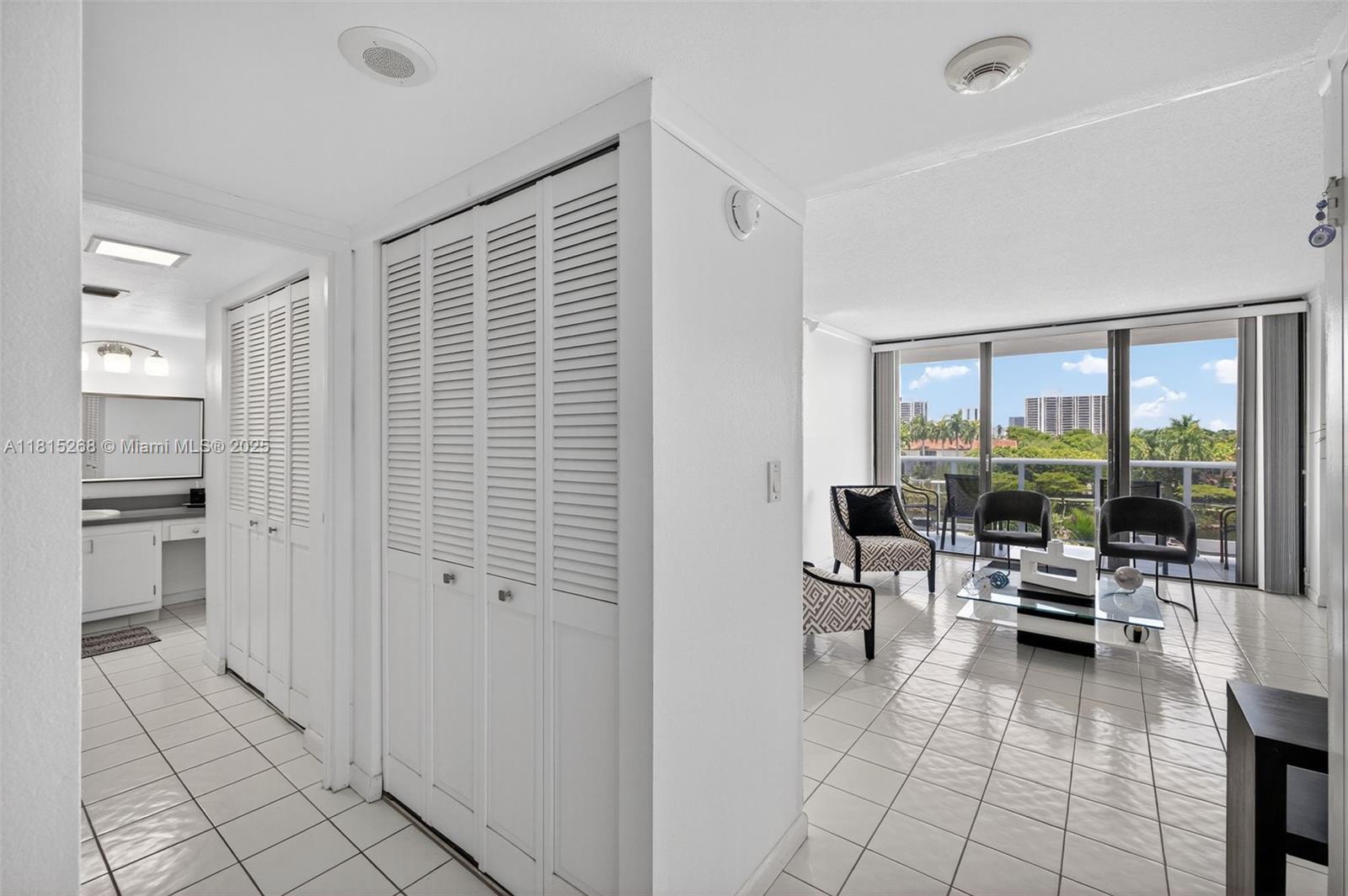 3675 N Country Club Dr # 401