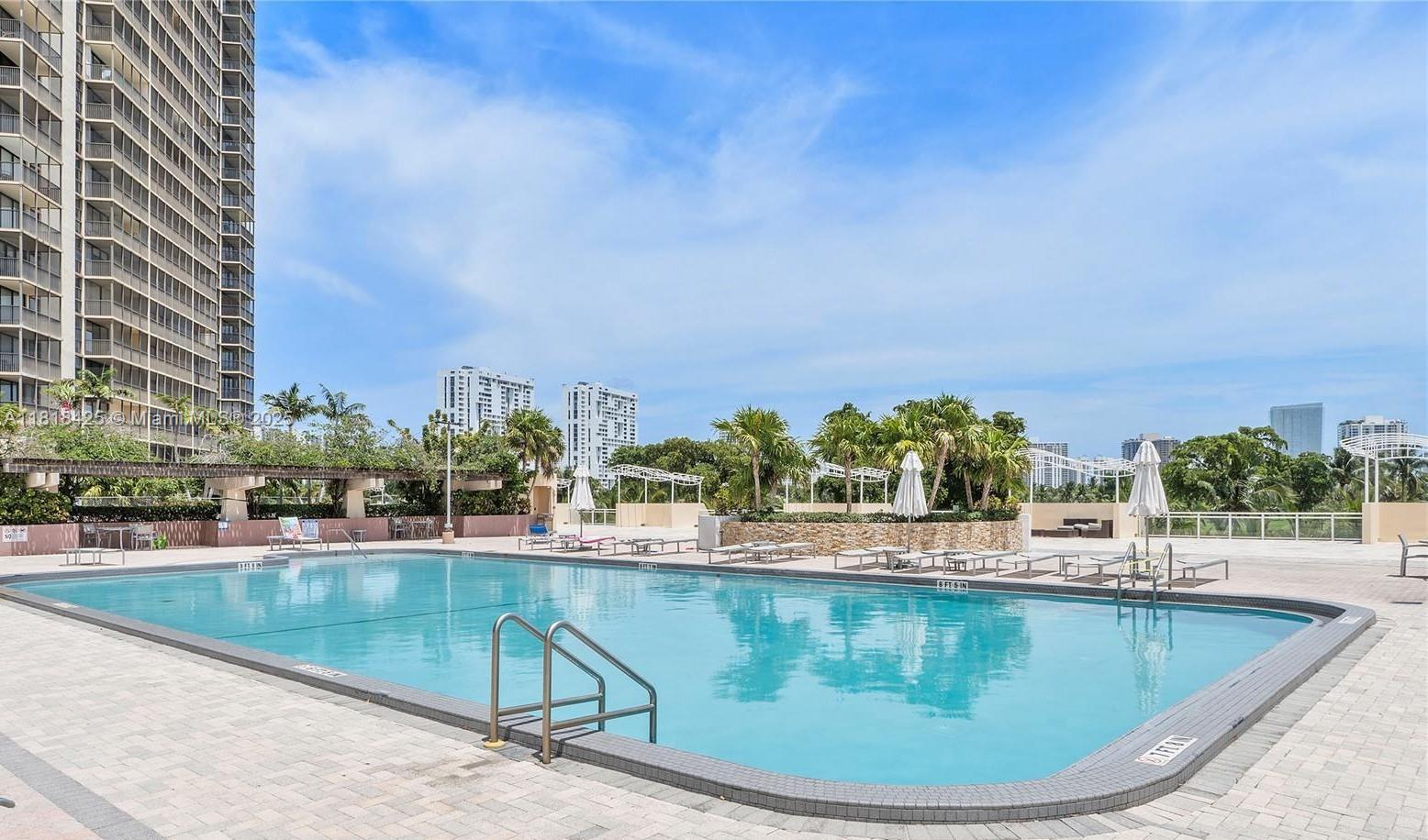 20301 W Country Club Dr # 1828