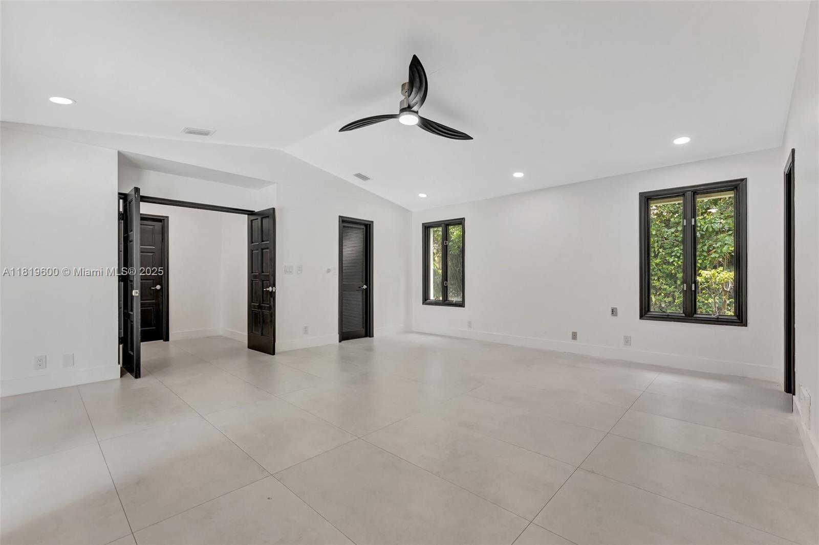 8360 NW 51st Ct