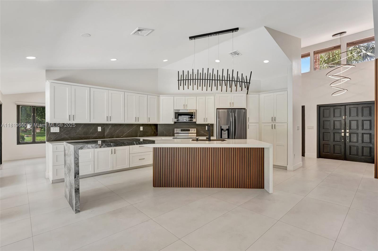 8360 NW 51st Ct