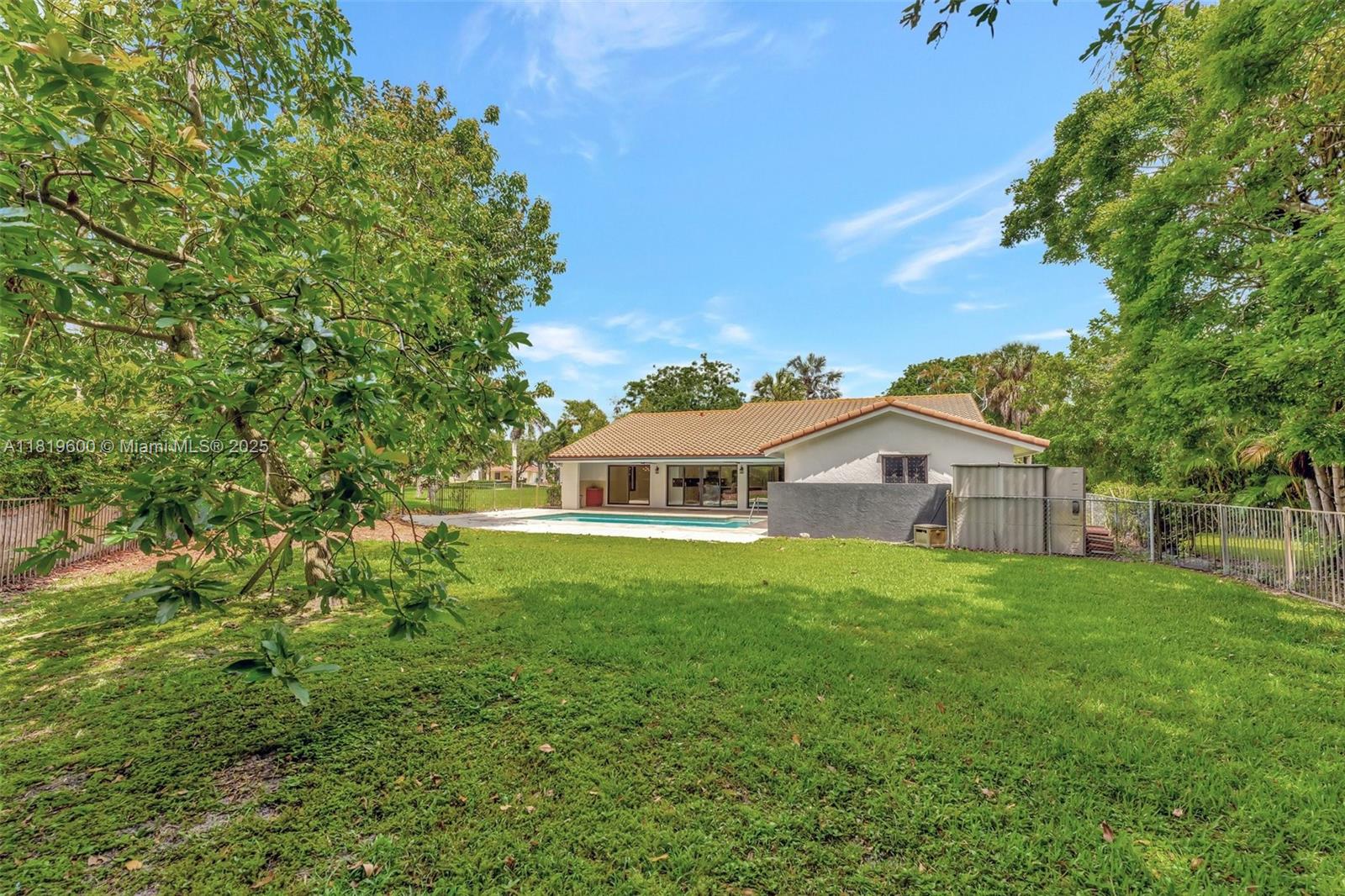 8360 NW 51st Ct