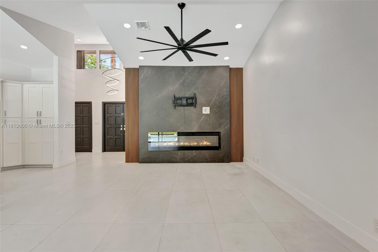 8360 NW 51st Ct