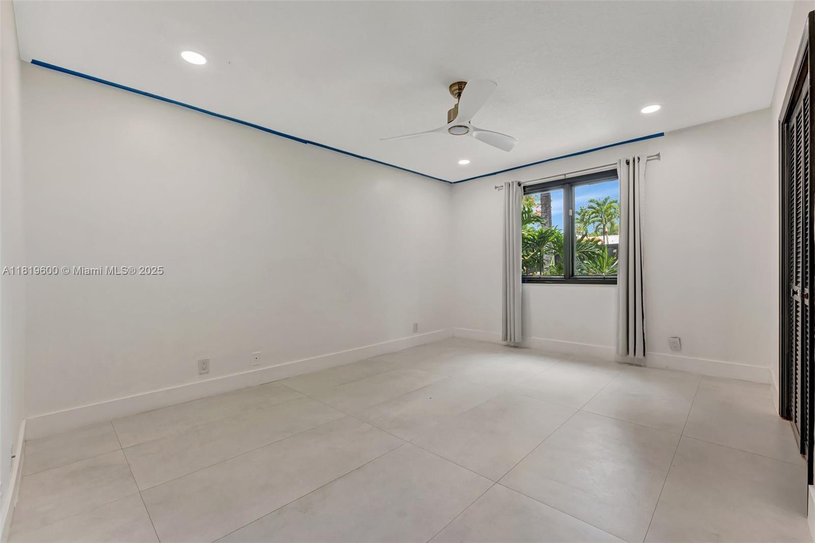 8360 NW 51st Ct