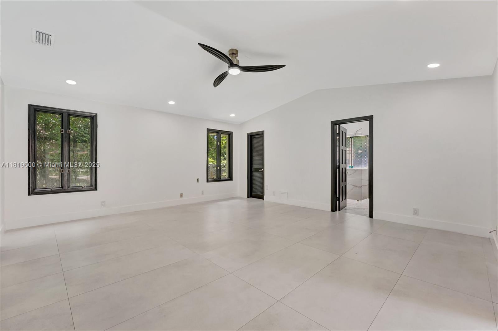 8360 NW 51st Ct