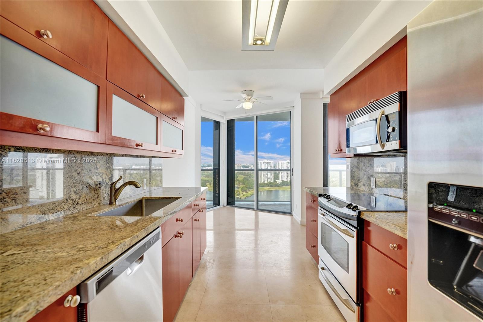 20281 E Country Club Dr # 2303