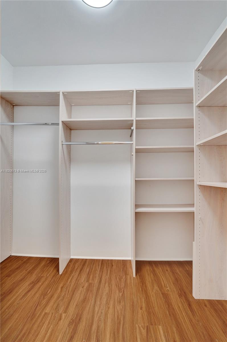 20281 E Country Club Dr # 2303