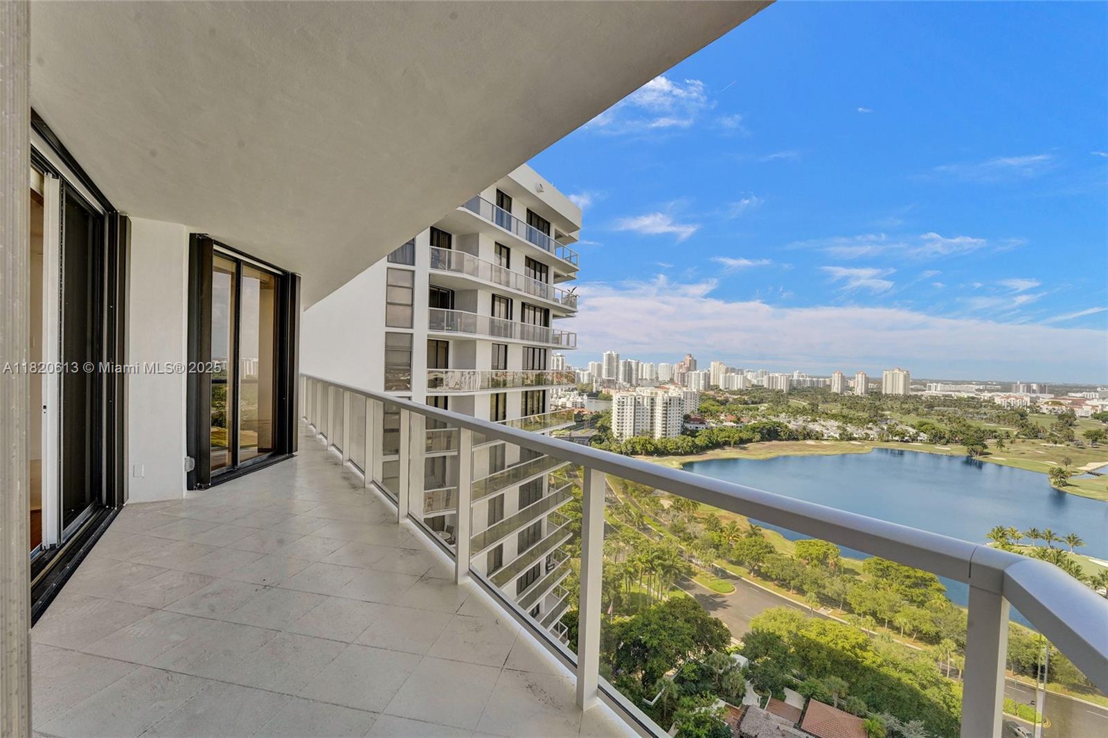 20281 E Country Club Dr # 2303