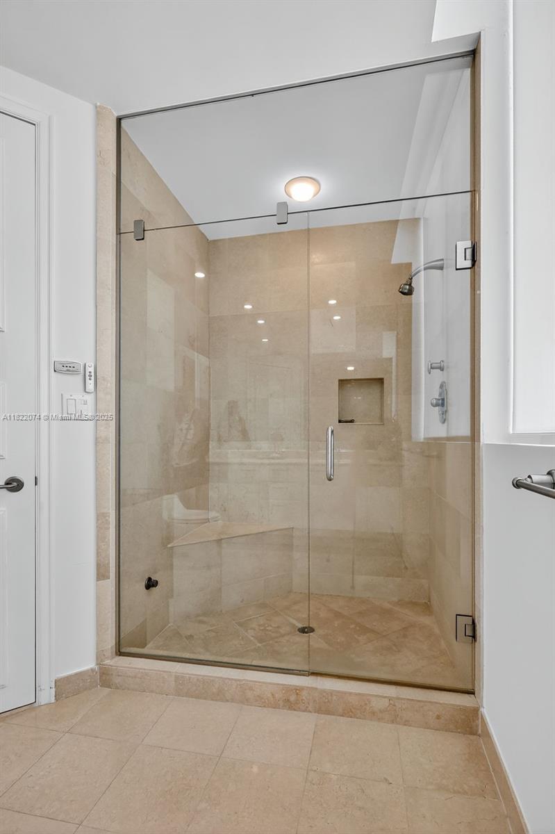 20155 NE 38th Ct # 2201