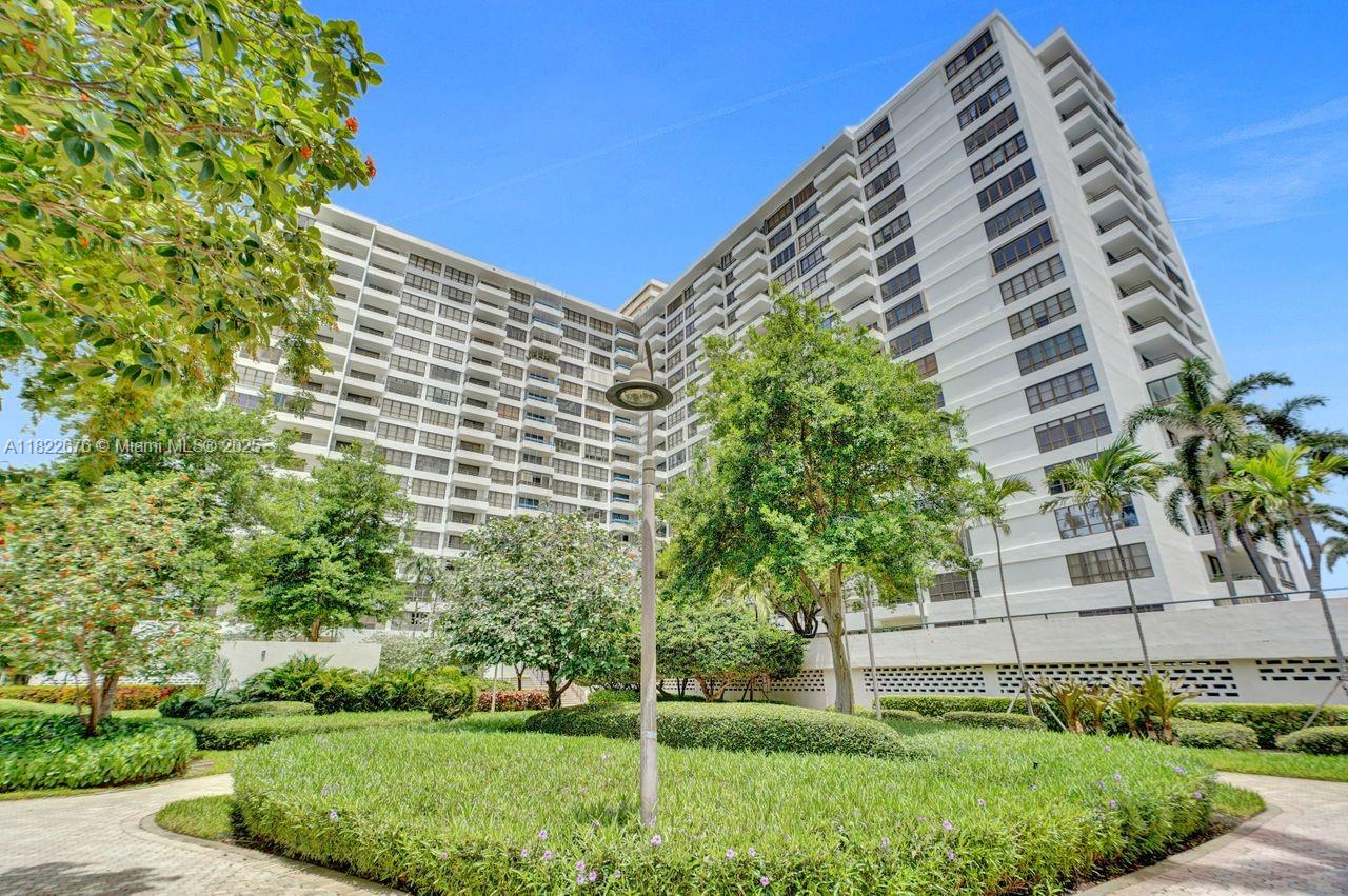 600 Three Islands Blvd # 615