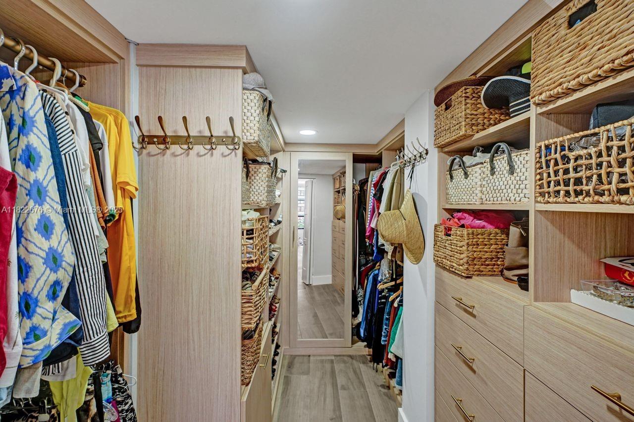 600 Three Islands Blvd # 615