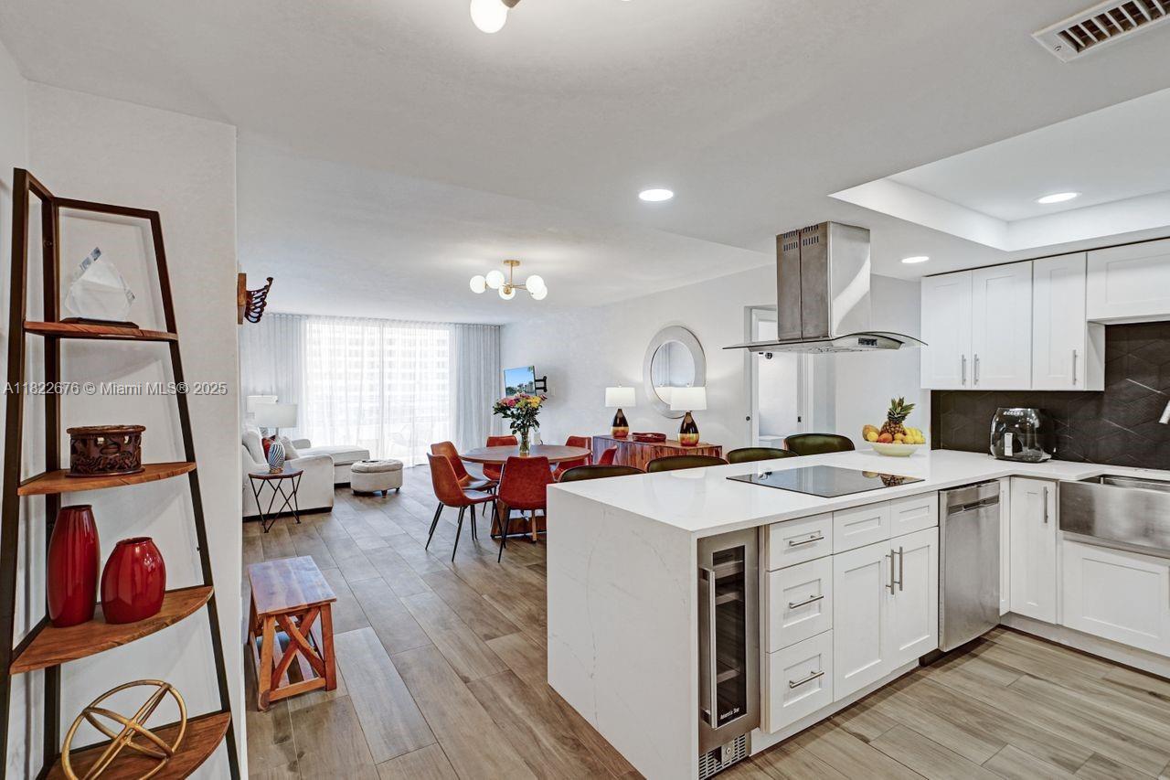 600 Three Islands Blvd # 615