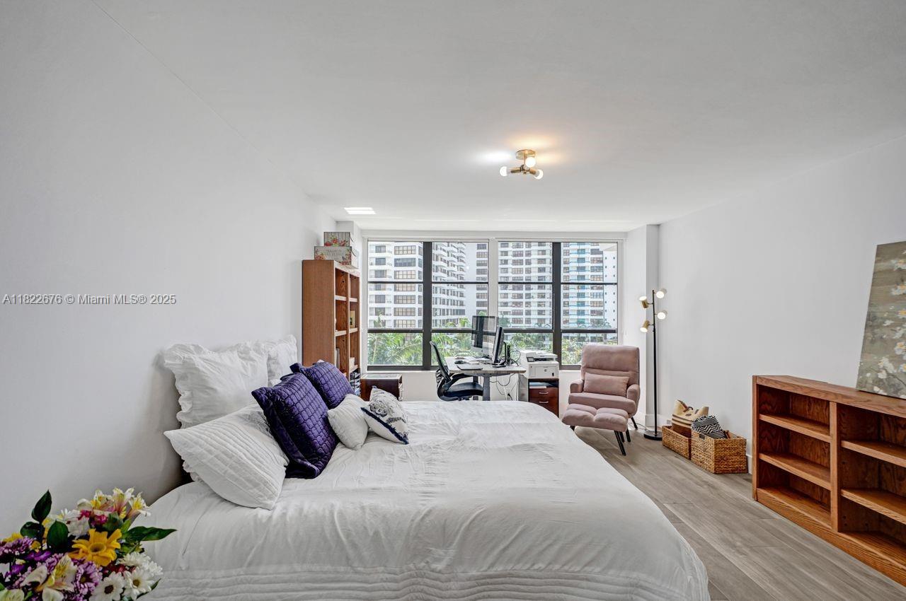 600 Three Islands Blvd # 615