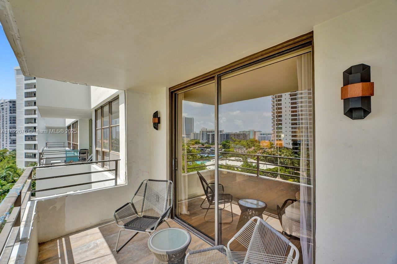 600 Three Islands Blvd # 615