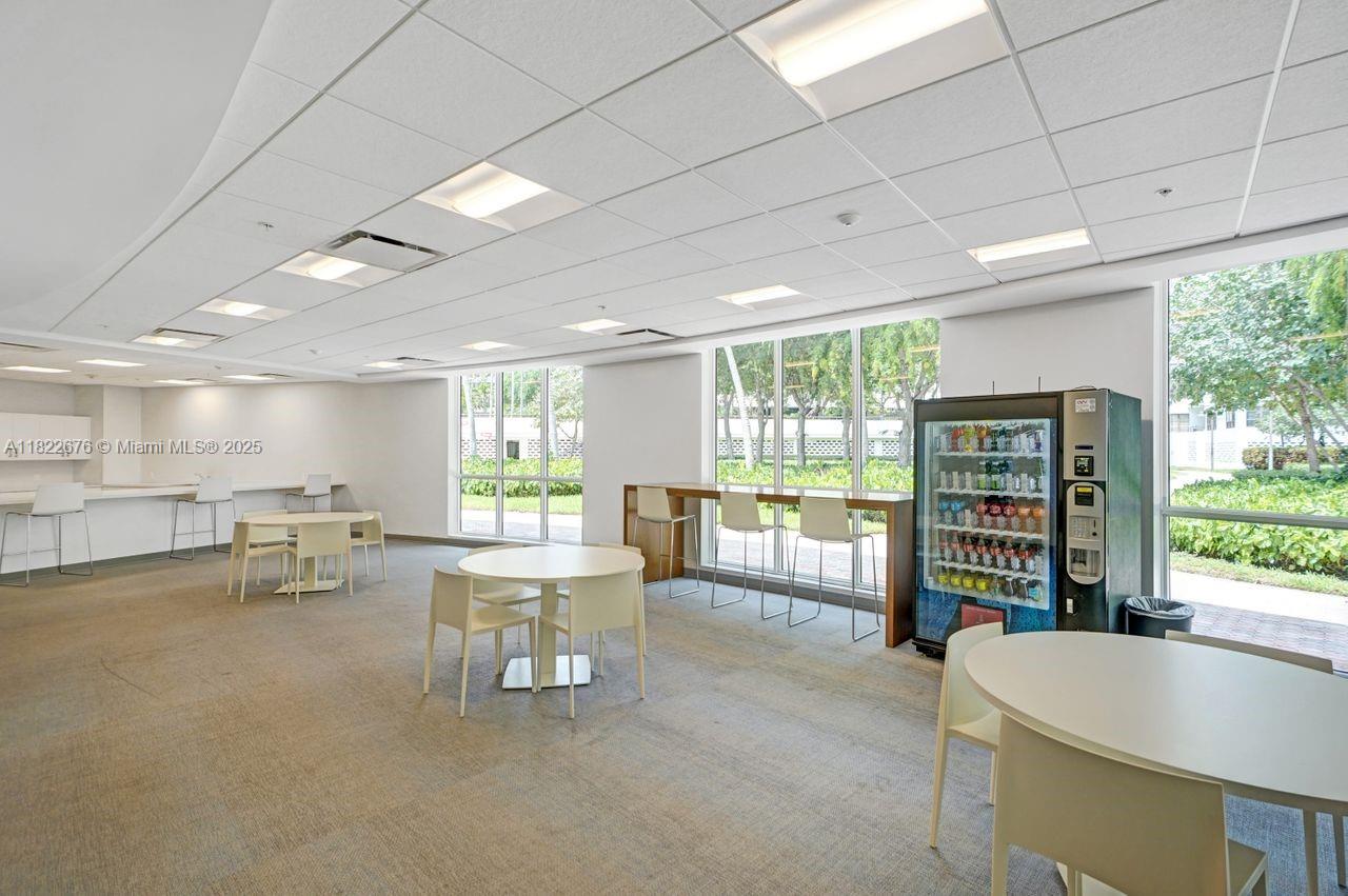 600 Three Islands Blvd # 615