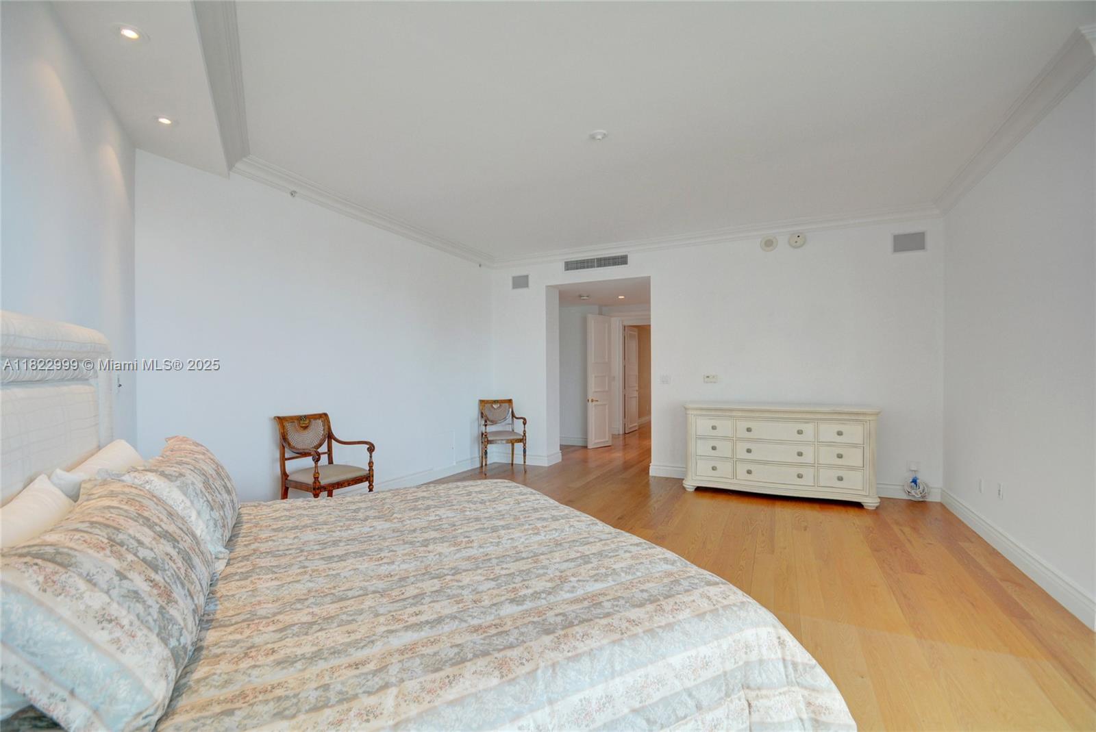 20155 NE 38th Ct # 2201