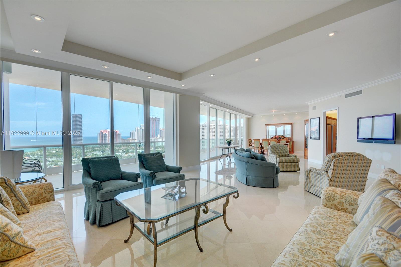 20155 NE 38th Ct # 2201