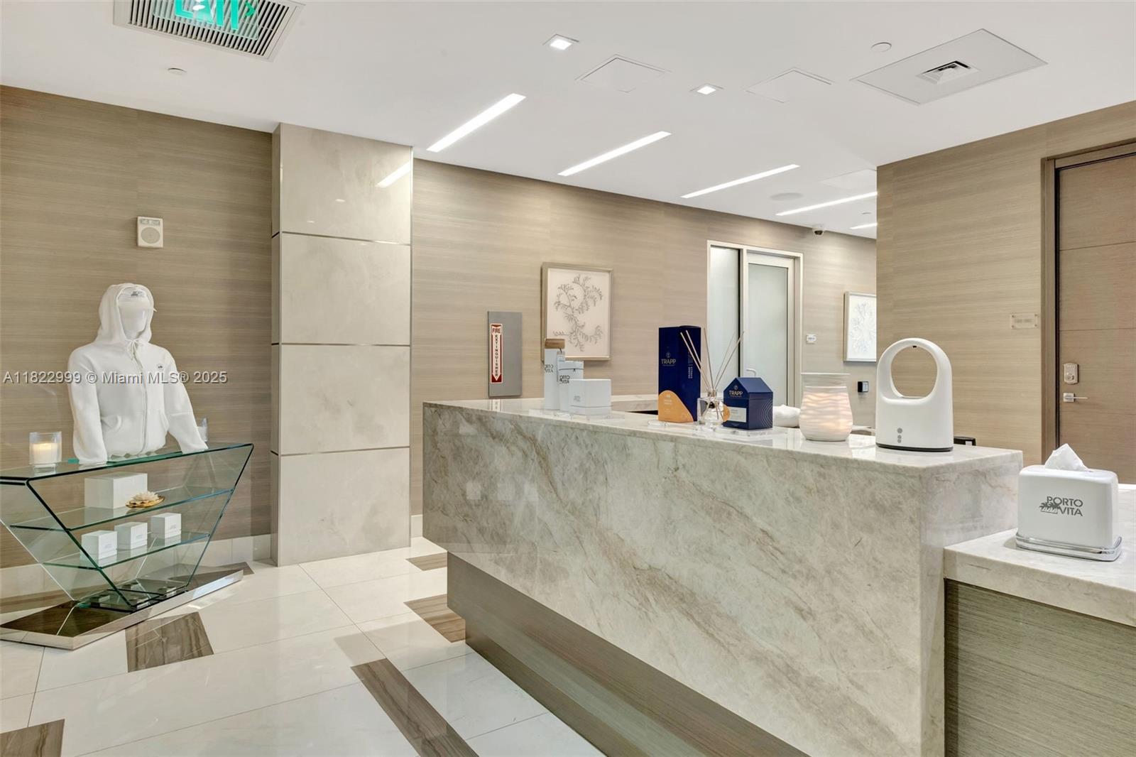 20155 NE 38th Ct # 2201