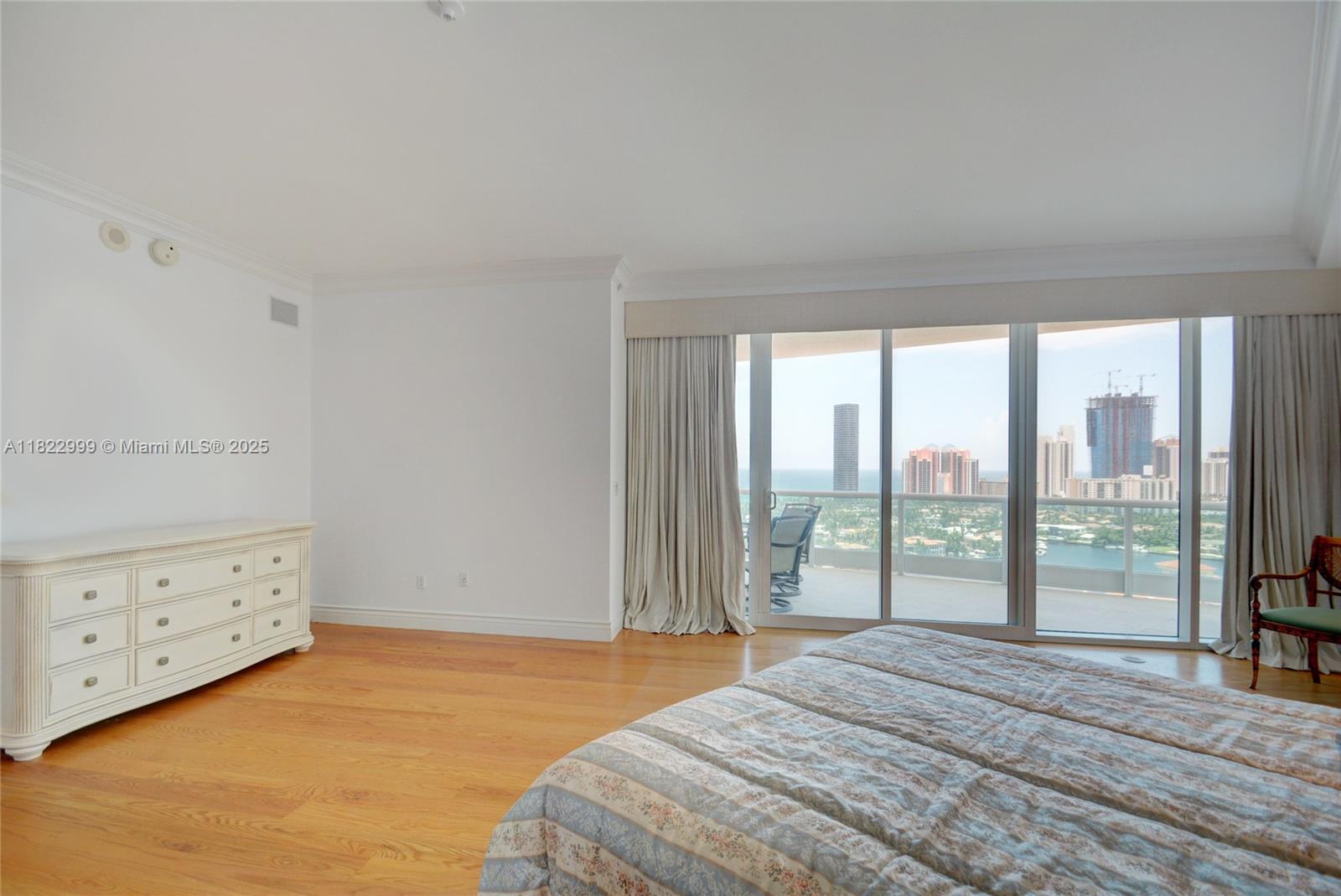 20155 NE 38th Ct # 2201