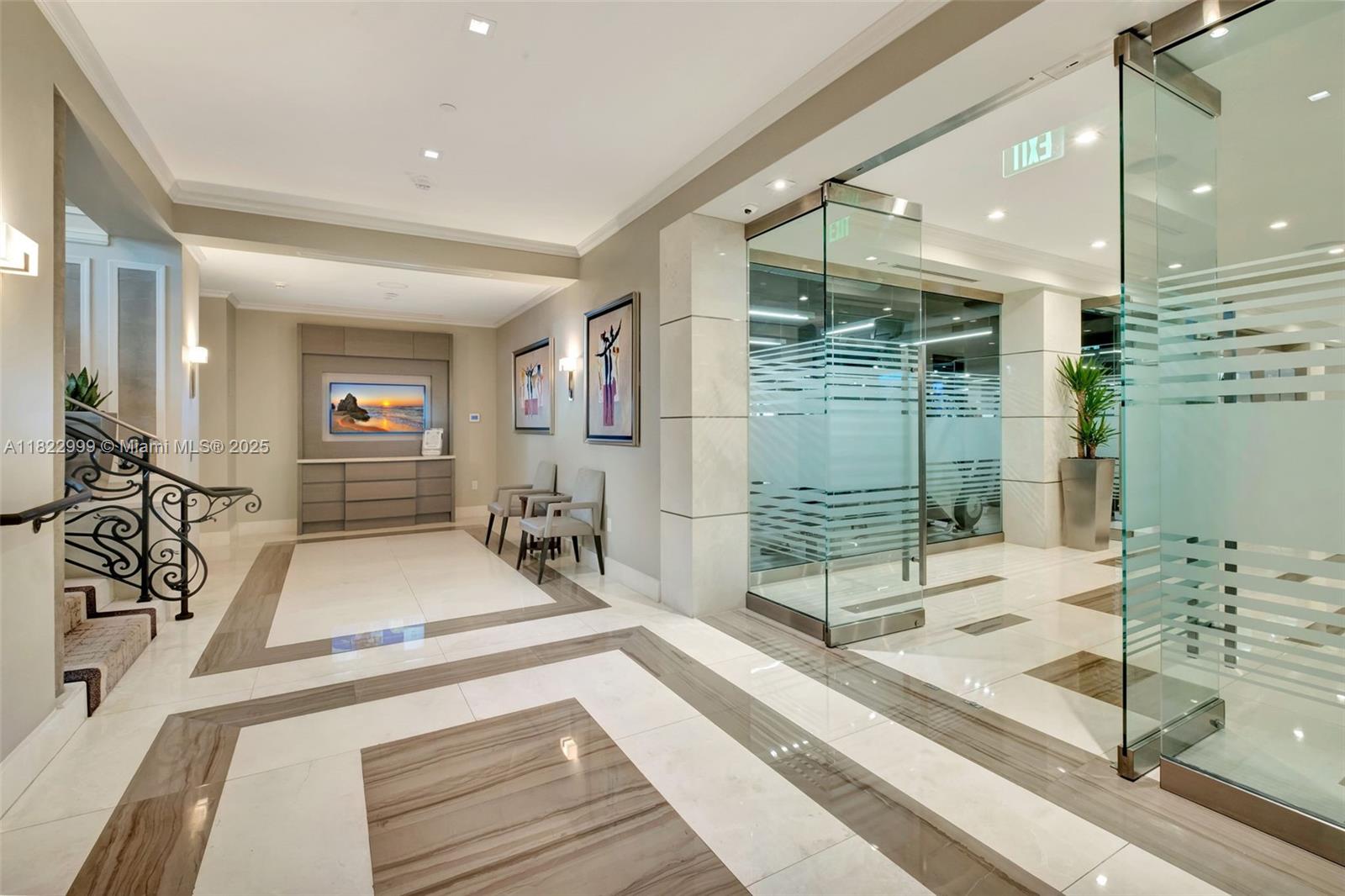 20155 NE 38th Ct # 2201