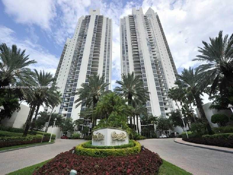 19111 Collins Ave # 803