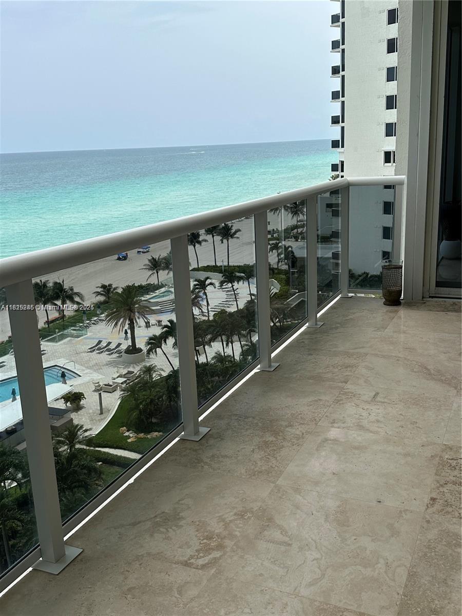 19111 Collins Ave # 803