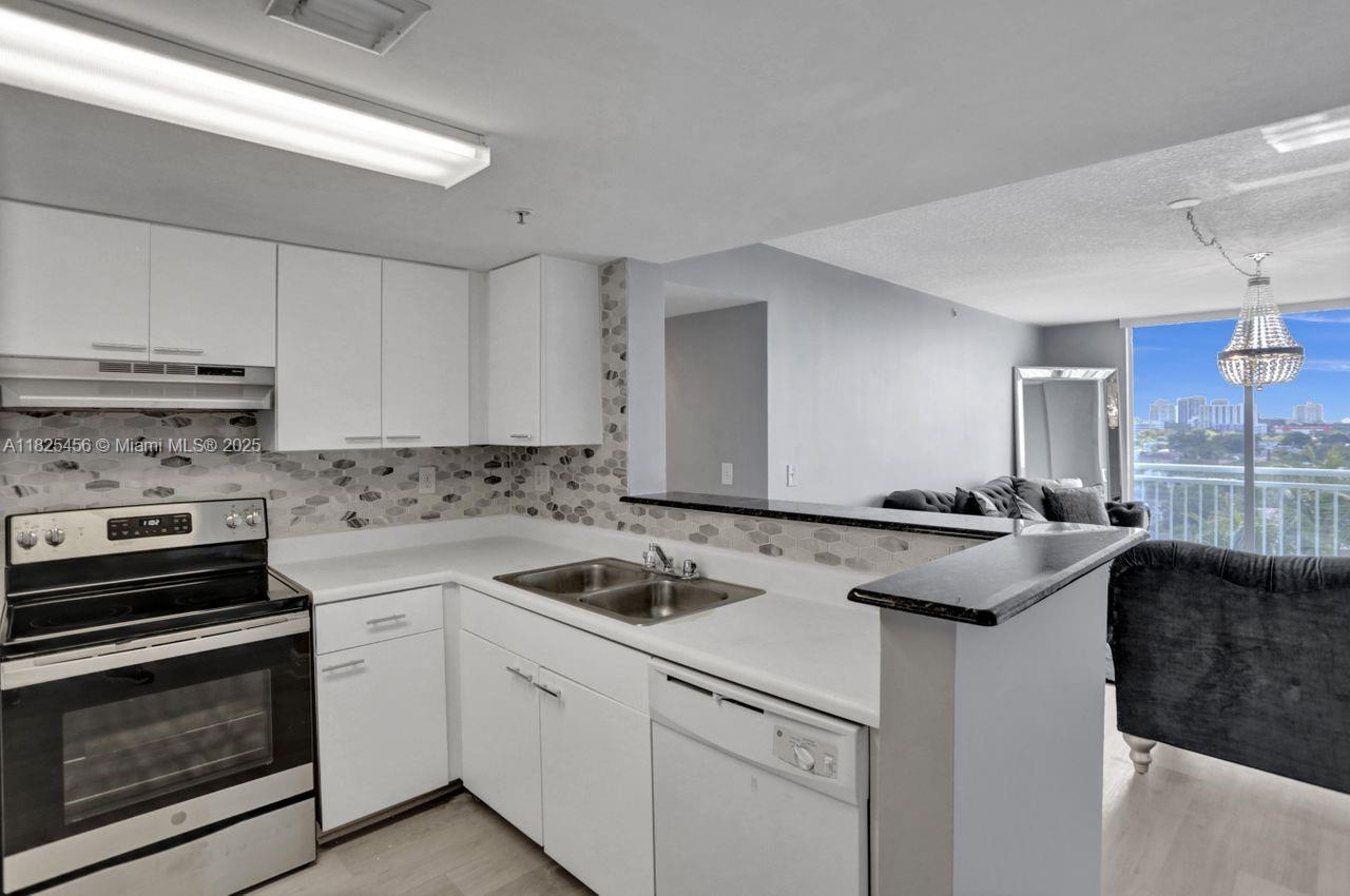 3000 Coral Way # 808