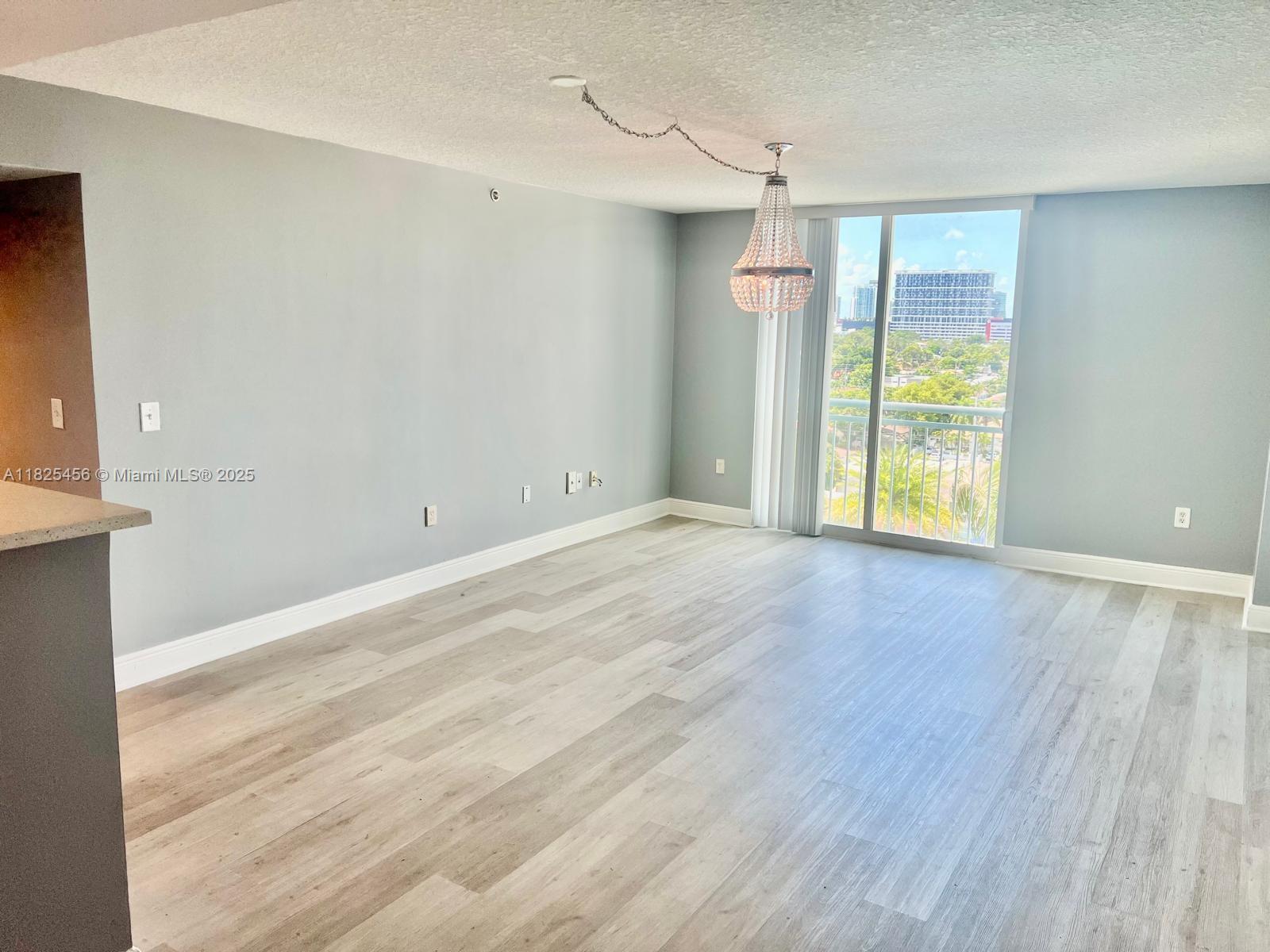 3000 Coral Way # 808