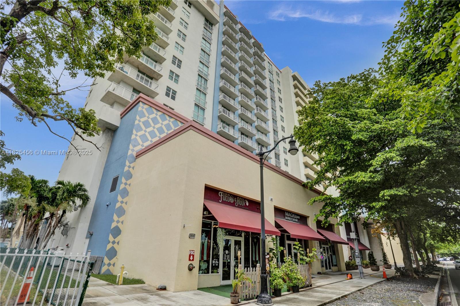 3000 Coral Way # 808