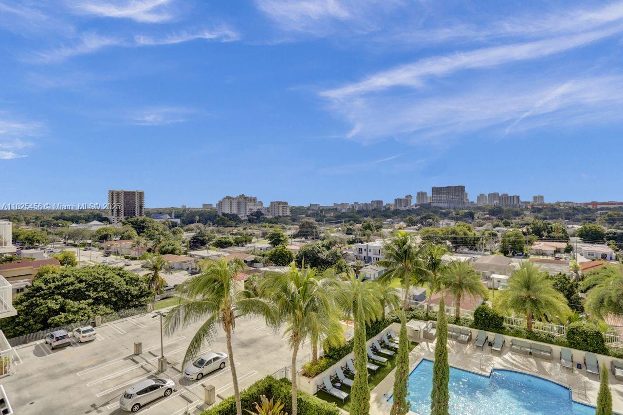 3000 Coral Way # 808