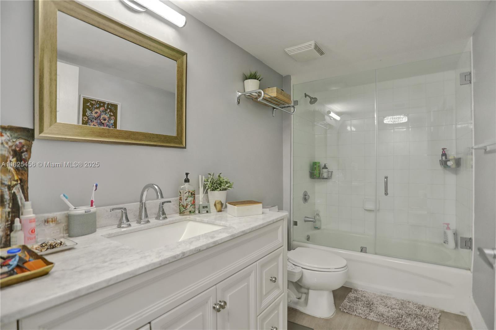 3000 Coral Way # 808