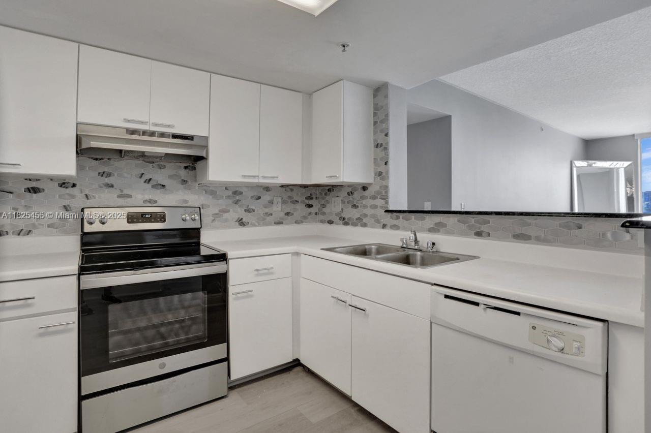 3000 Coral Way # 808