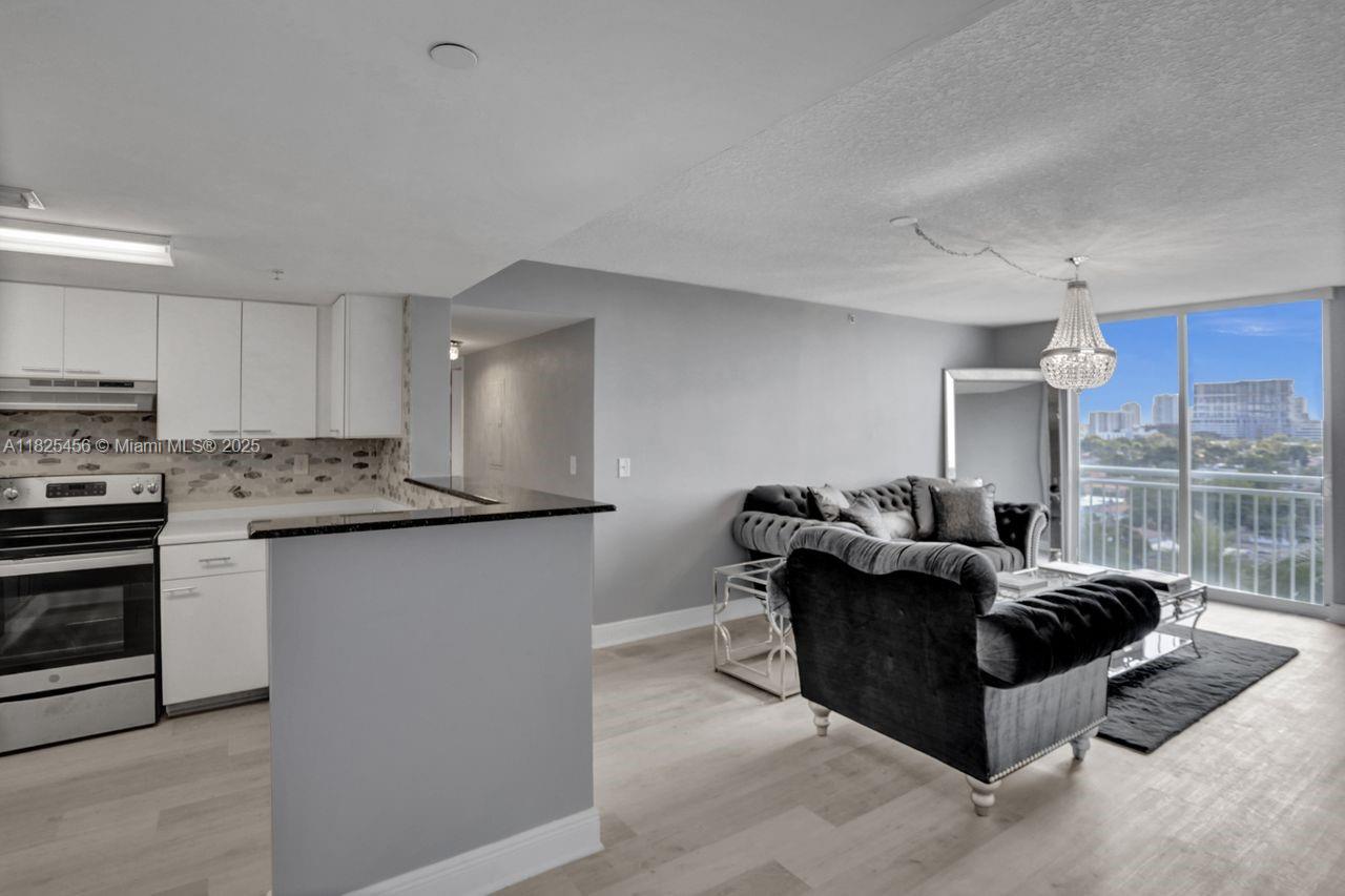 3000 Coral Way # 808