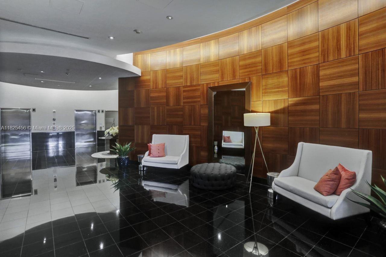 3000 Coral Way # 808