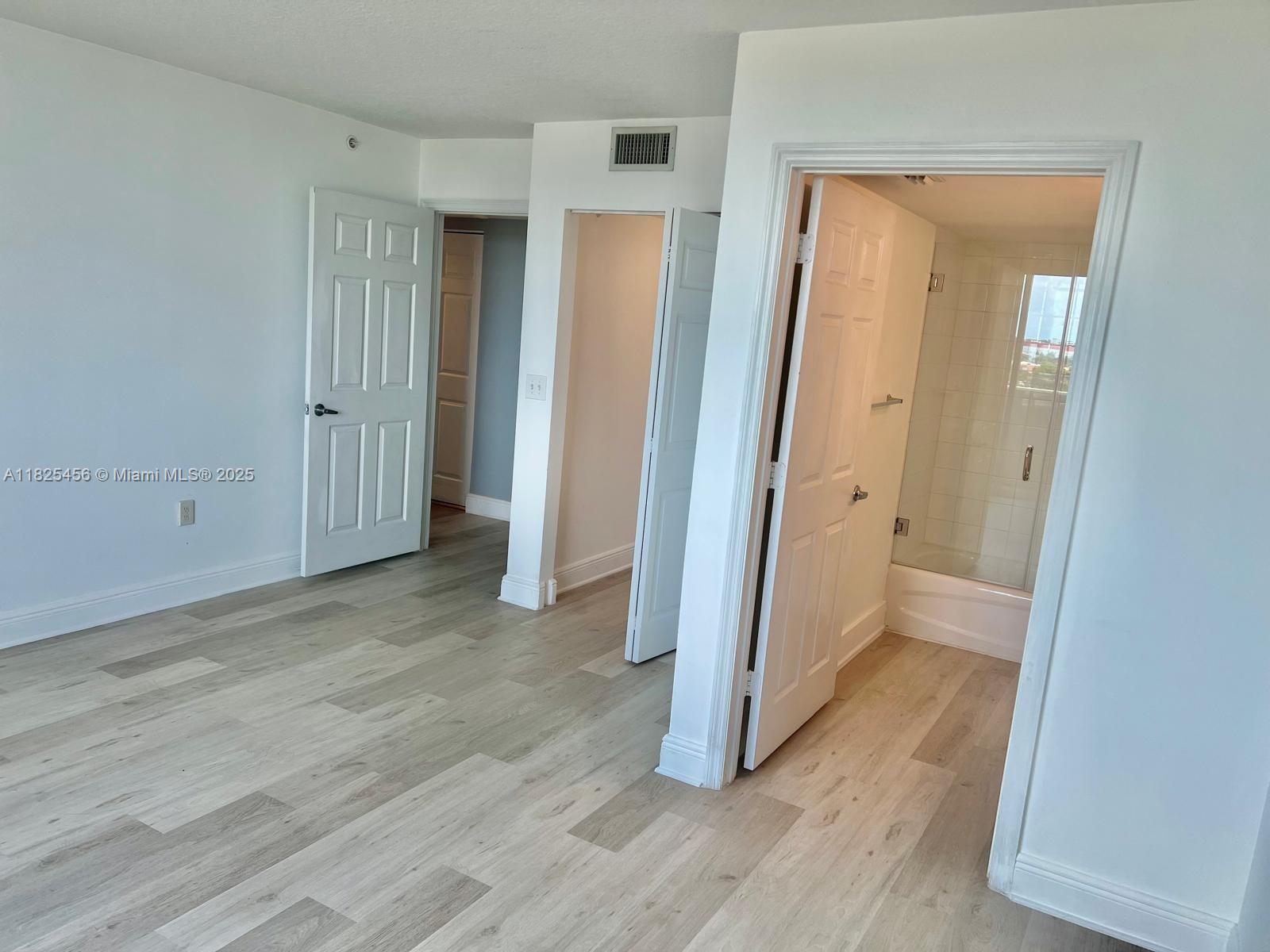3000 Coral Way # 808