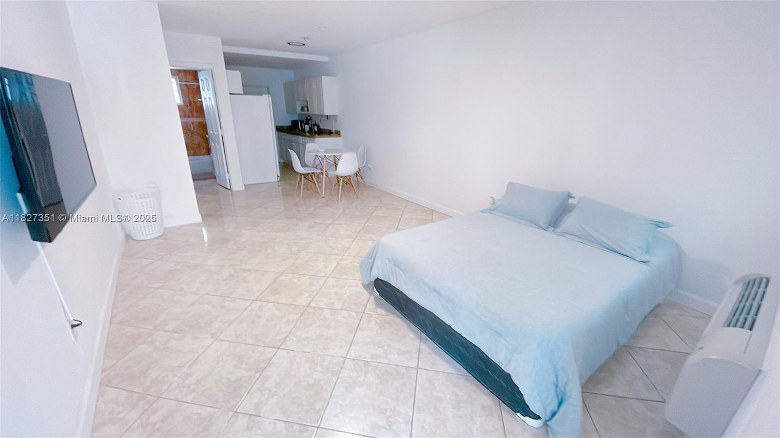 7315 Byron Ave # 3