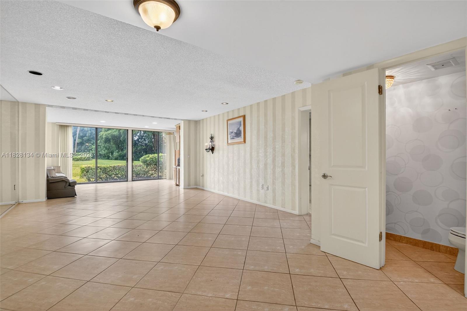 4817 Esedra Ct
