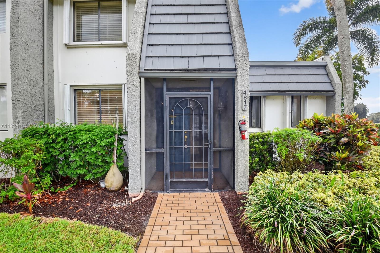 4817 Esedra Ct