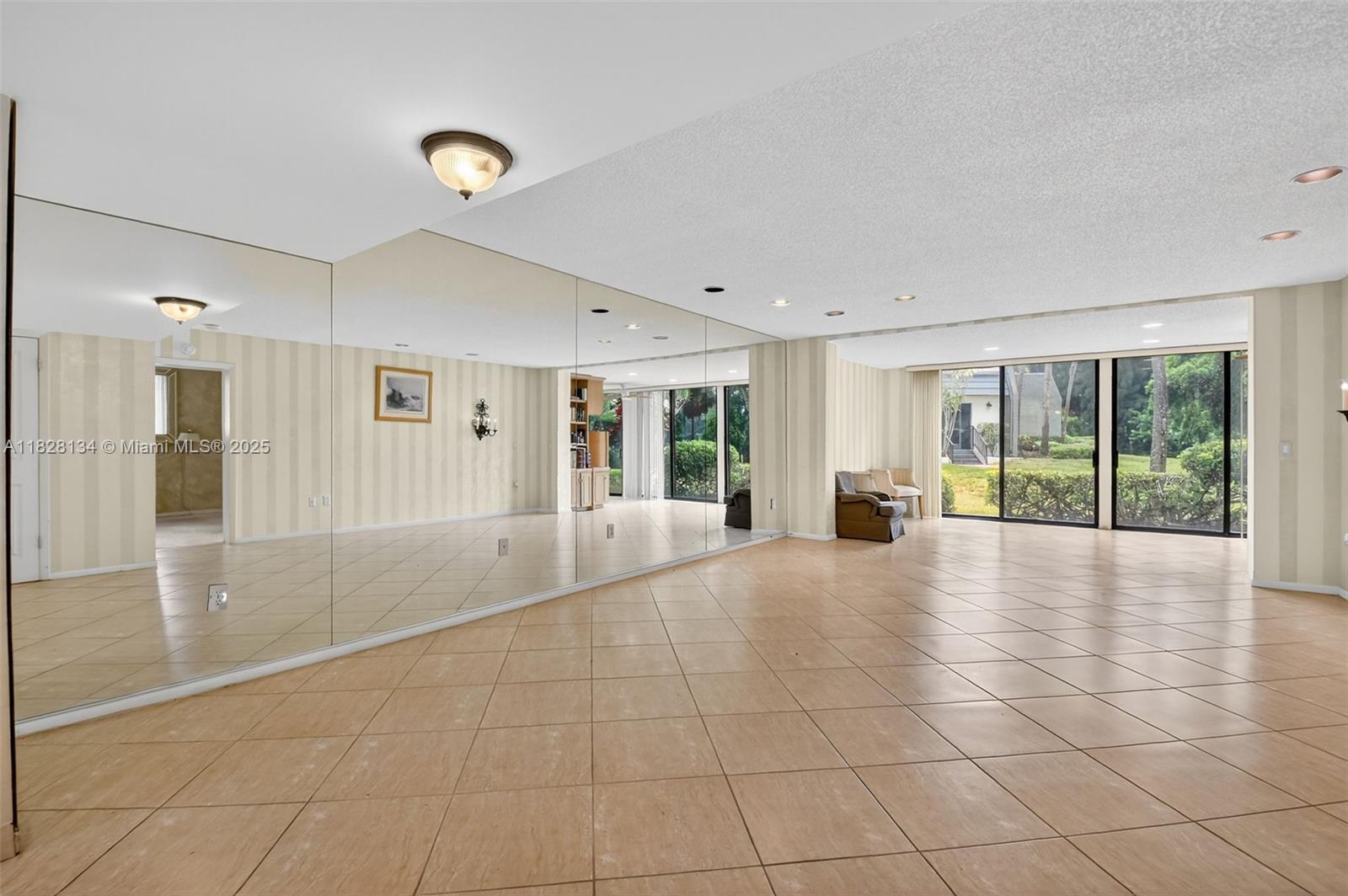 4817 Esedra Ct