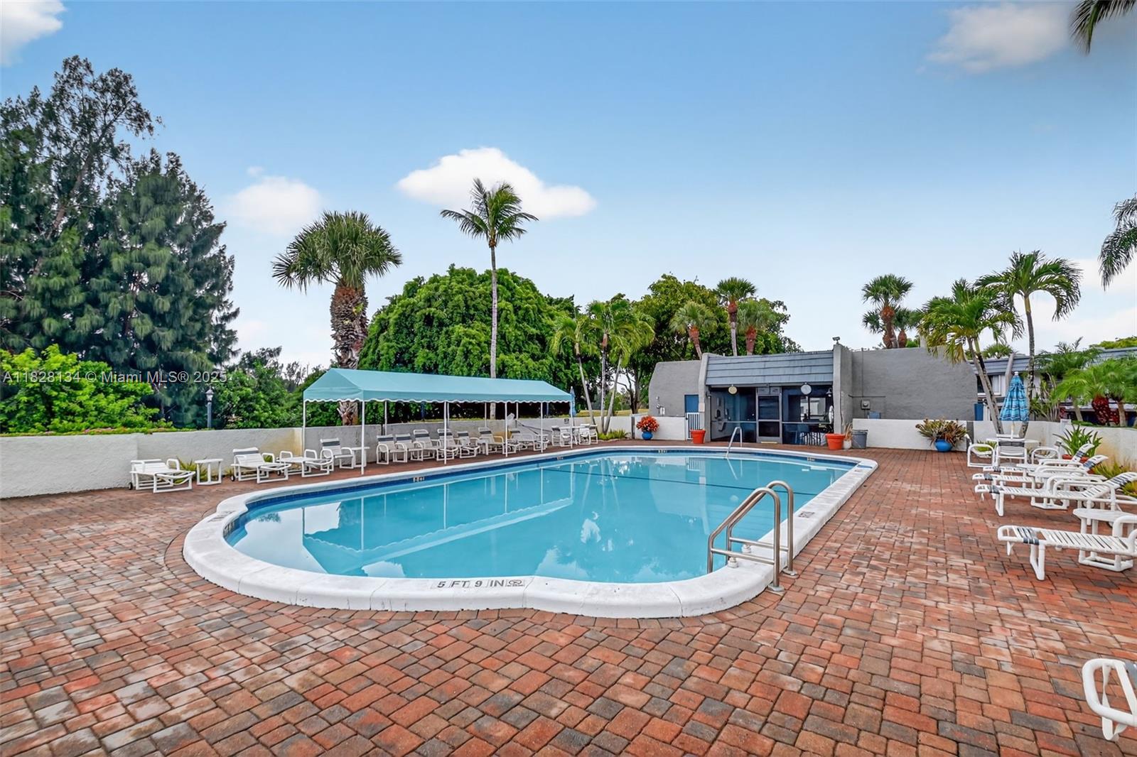 4817 Esedra Ct