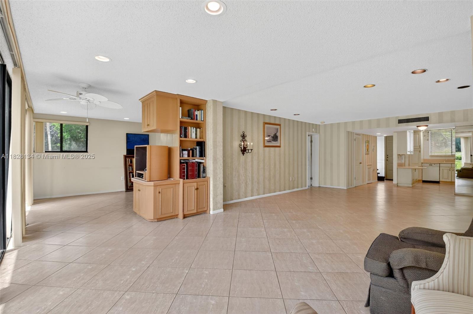 4817 Esedra Ct