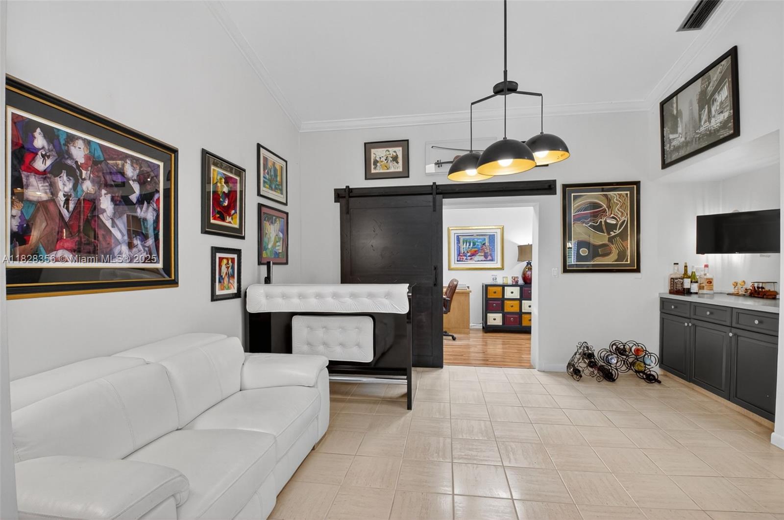10344 Sunset Bend Dr