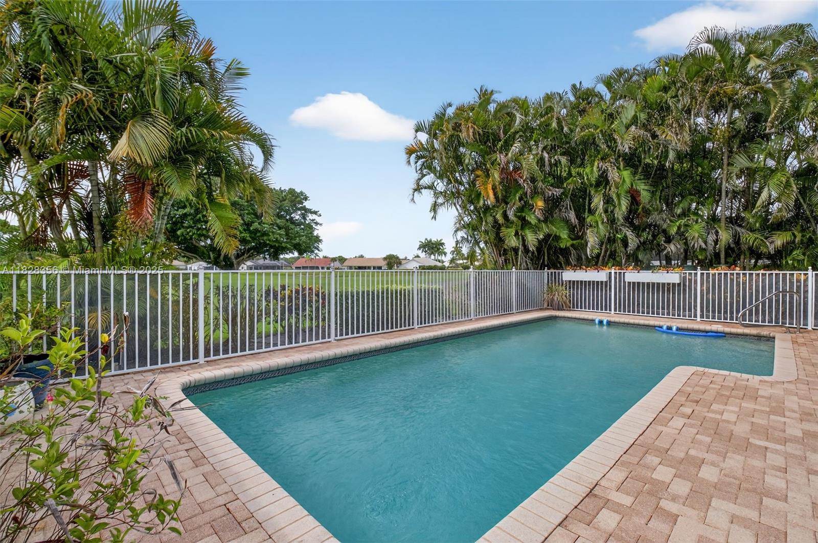 10344 Sunset Bend Dr